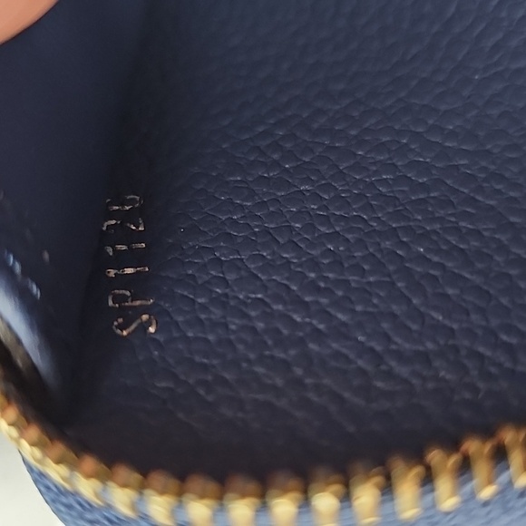 Louis Vuitton Pre-Loved Blue Empreinte Zippy Wallet - Picture 12 of 12